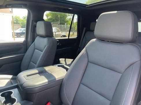 Used 2024 Chevrolet Tahoe Z71 w/ Off-Road Capability Package AWD/4WD image 8