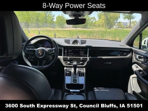 Used 2022 Porsche Macan AWD/4WD image 15