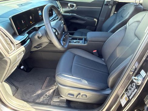 New 2026 Kia Sorento S FWD image 9