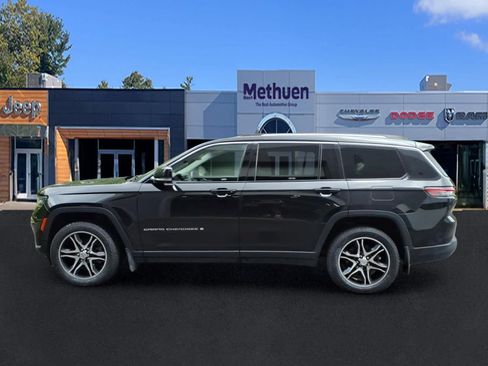 Used 2022 Jeep Grand Cherokee L Limited w/ Luxury Tech Group II AWD/4WD image 6