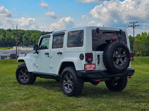 Used 2018 Jeep Wrangler Unlimited Rubicon AWD/4WD image 5