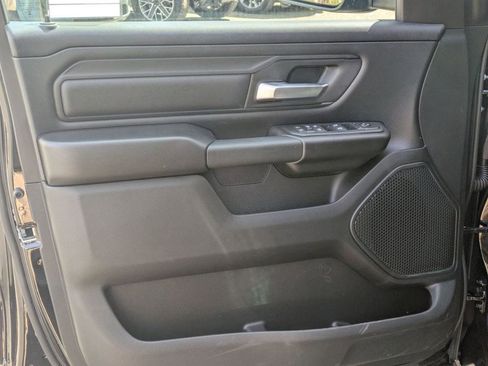New 2026 RAM 1500 Express AWD/4WD image 10