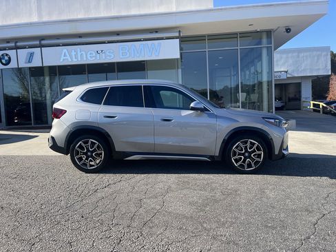 Certified 2023 BMW X1 xDrive28i w/ Convenience Package image 9