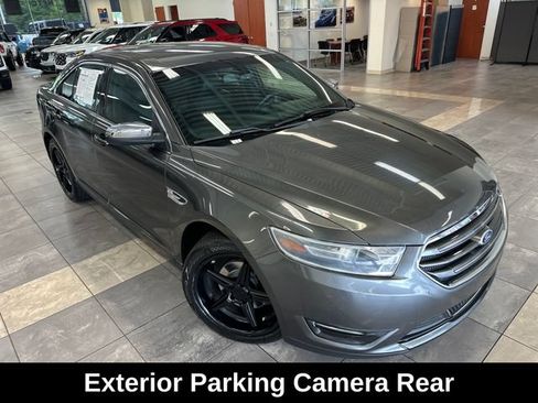 Used 2016 Ford Taurus Limited FWD image 10