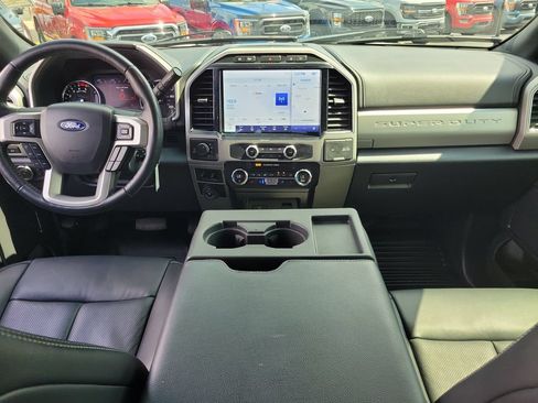 Certified 2022 Ford F350 Lariat AWD/4WD image 11