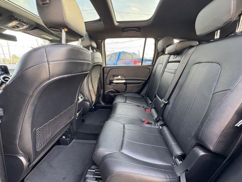 Used 2021 Mercedes-Benz GLB 250 4MATIC image 26