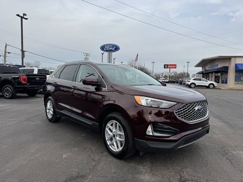Used 2024 Ford Edge SEL w/ Convenience Package image 6