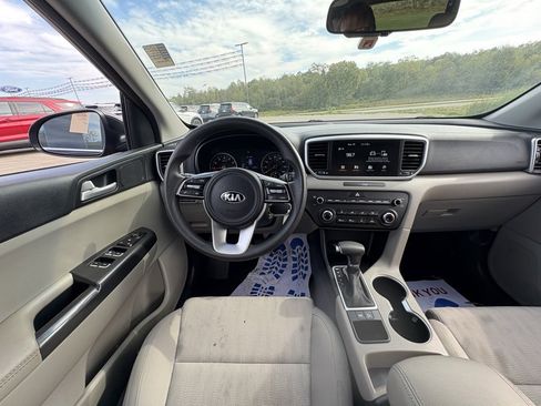 Used 2021 Kia Sportage LX image 29