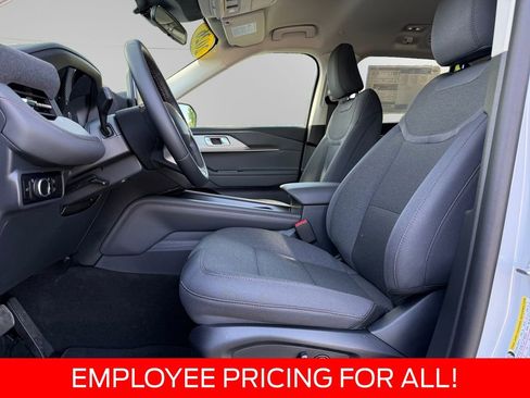 New 2026 Ford Explorer Active AWD/4WD image 9