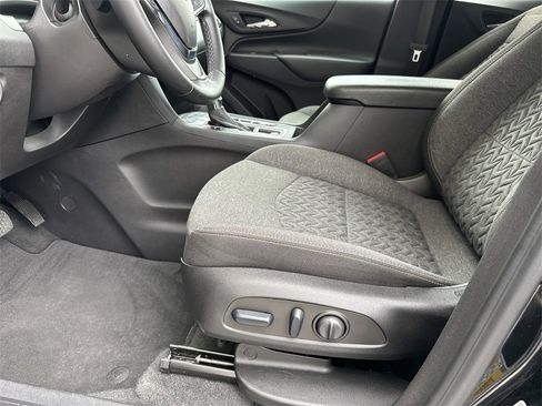 Certified 2024 Chevrolet Equinox LT image 14