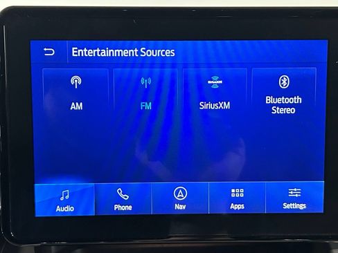 Used 2023 Ford Explorer XLT w/ Equipment Group 202A AWD/4WD image 87