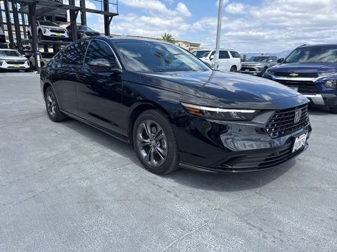 Used 2025 Honda Accord EX-L image 3