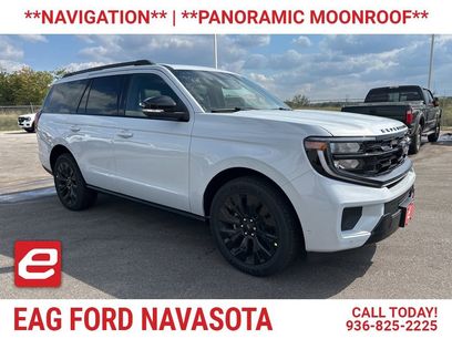 New 2025 Ford Expedition Platinum w/ Stealth Appearance Package