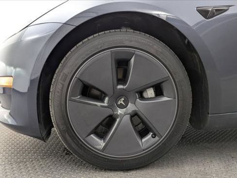 Used 2023 Tesla Model 3 Standard Range RWD image 29