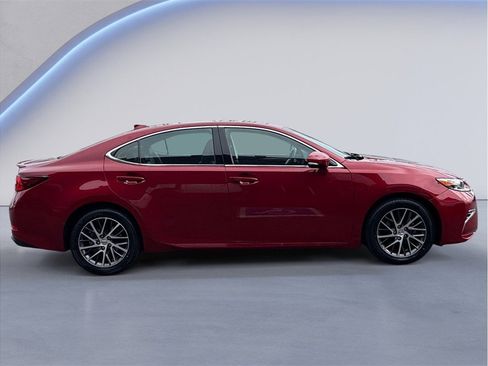 Used 2016 Lexus ES 350 w/ Navigation System Package FWD image 7