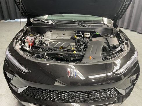 New 2025 Buick Envista Avenir image 17