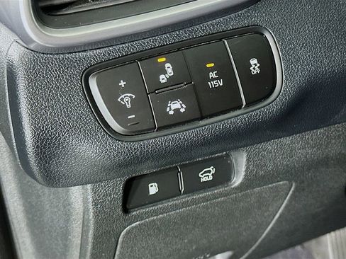 Certified 2019 Kia Sorento SX w/ SX Touring Package FWD image 25