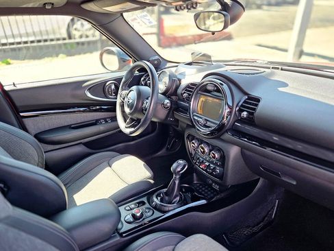 Used 2016 MINI Cooper Clubman FWD image 35