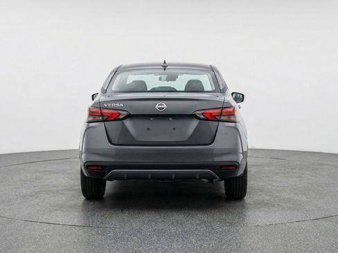 Used 2025 Nissan Versa SV image 6