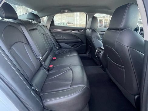 Used 2017 Buick LaCrosse Essence FWD image 28