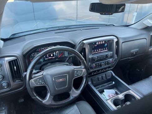 Used 2017 GMC Sierra 1500 SLT AWD/4WD image 9