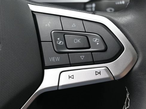 Used 2024 Volkswagen Tiguan S FWD image 17
