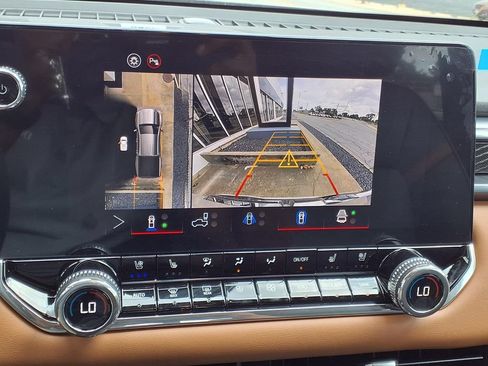 New 2026 GMC Canyon AT4 w/ Nightfall Edition AWD/4WD image 9