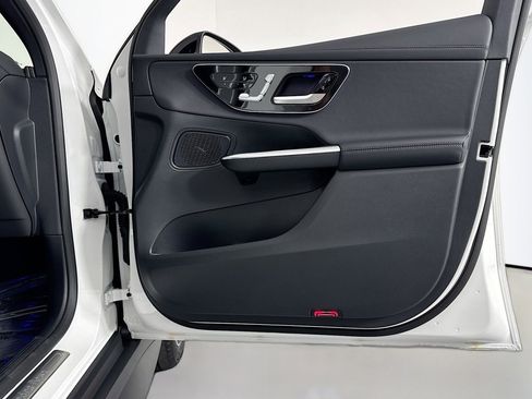 New 2026 Mercedes-Benz GLC 300 image 23