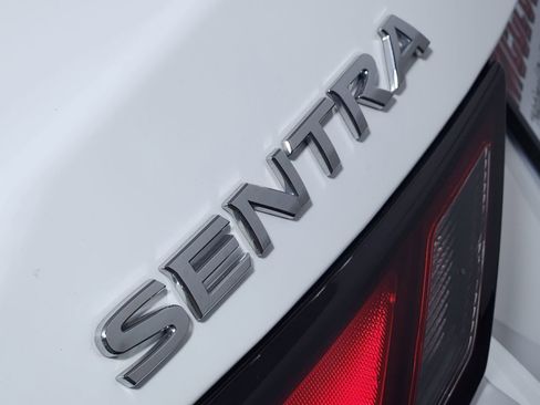 Used 2023 Nissan Sentra SV image 13