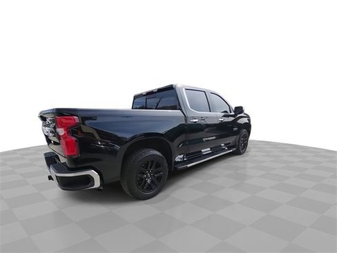 Used 2022 Chevrolet Silverado 1500 LTZ w/ LTZ Convenience Package II image 8