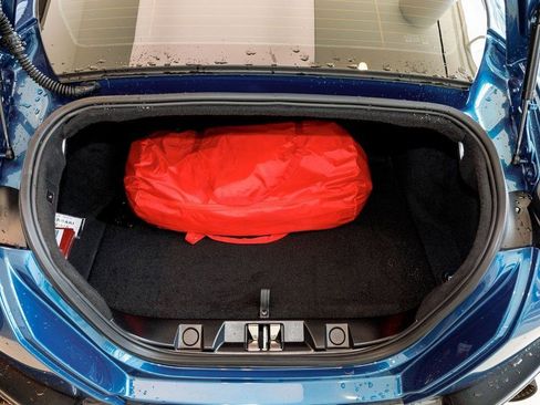 Used 2024 Ferrari Roma image 34