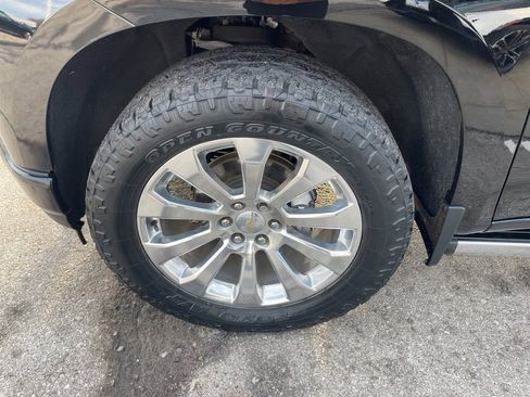 Certified 2022 Chevrolet Silverado 1500 High Country w/ Technology Package image 9