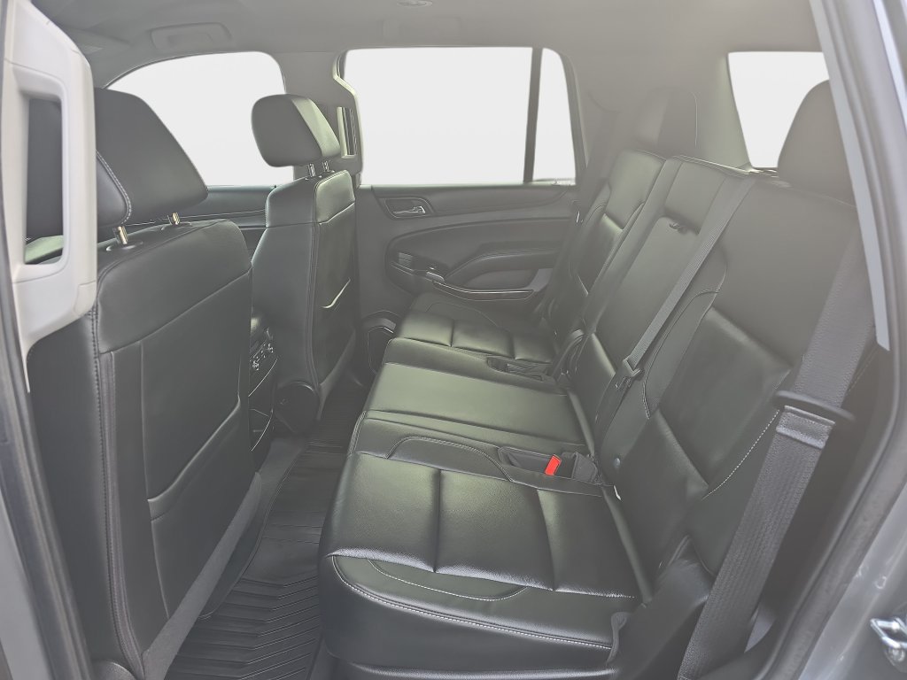Used 2020 Chevrolet Tahoe LT w/ Luxury Package AWD/4WD image 18