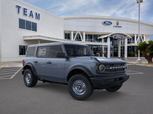 New 2025 Ford Bronco 4-Door AWD/4WD image 7