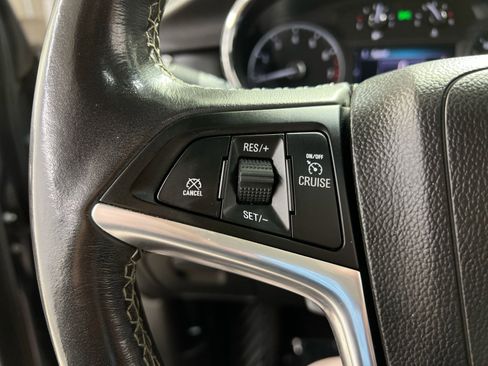 Used 2020 Buick Encore Preferred w/ Safety Package image 36