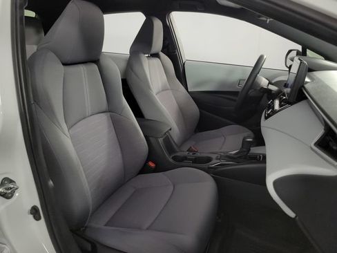 Used 2026 Toyota Corolla SE FWD image 15