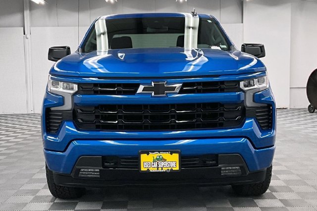Used 2024 Chevrolet Silverado 1500 RST w/ Protection Package AWD/4WD image 4