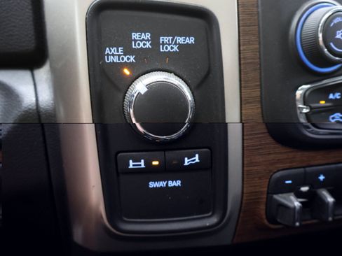 Used 2015 RAM 2500 Power Wagon Laramie AWD/4WD image 43