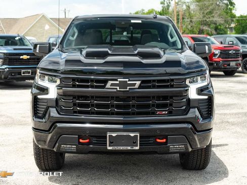 New 2026 Chevrolet Silverado 1500 LT Trail Boss w/ LT Trail Boss Premium Package AWD/4WD image 2