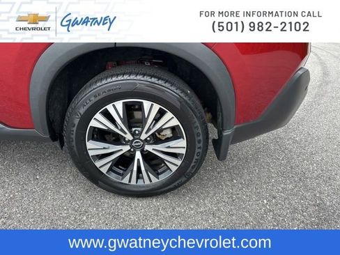 Used 2023 Nissan Rogue SV FWD image 10