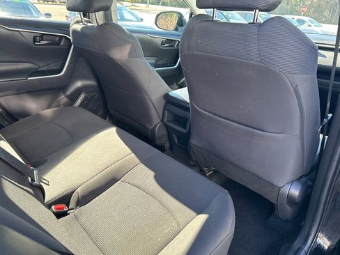 Used 2021 Toyota RAV4 LE image 35