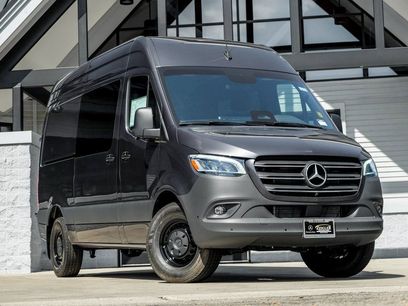 New 2025 Mercedes-Benz Sprinter 2500
