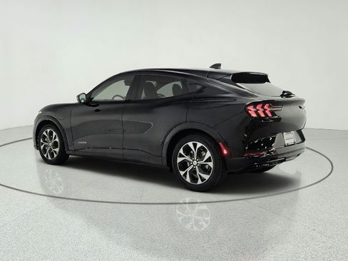 Used 2021 Ford Mustang Mach-E Premium RWD image 7