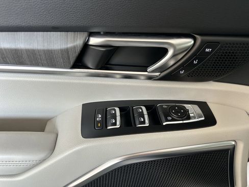 Used 2023 Kia Telluride SX image 11