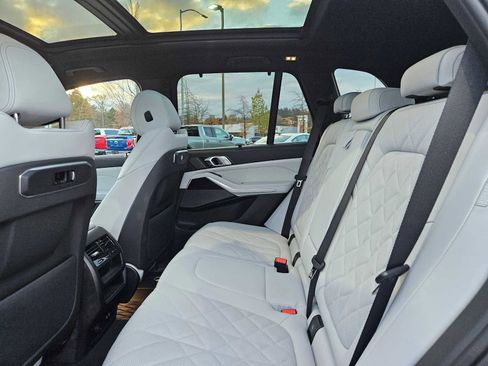 Used 2026 BMW X5 xDrive40i w/ Executive Package image 20