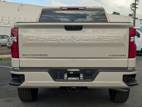 New 2026 Chevrolet Silverado 1500 Custom RWD image 9