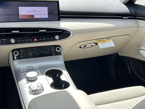 New 2026 Genesis GV70 2.5T Select AWD/4WD image 24