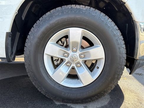 Certified 2023 RAM 1500 Classic SLT w/ Electronics Group image 11