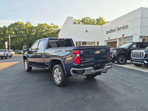 Used 2022 Chevrolet Silverado 3500 LTZ w/ LTZ Premium Package AWD/4WD image 7