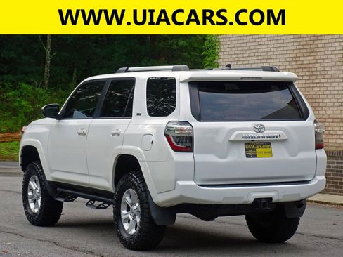 Used 2022 Toyota 4Runner SR5 RWD image 7